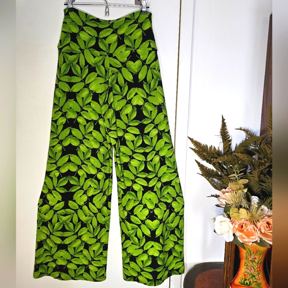 Norma Kamali Leaf Print Green Black Wide-Leg High Rise Stretch Pull-on Pants
